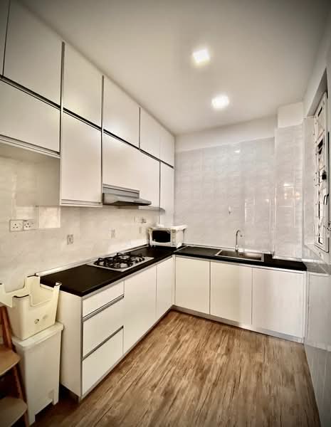 Eden Seaview Condominium untuk Untuk Disewa - RM 1,600 /bulan, Mac 2026 - Kitchen - PropertyGuru.com.my