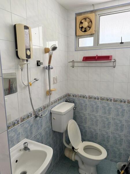Apartment for Rent at Gambier Heights - Weng Sern - Bathroom - PropertyGuru.com.my