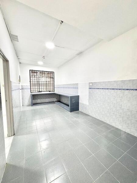 1-storey Terraced House for Sale in Taman Universiti (Skudai) - Marcus Tey - Kitchen - PropertyGuru.com.my