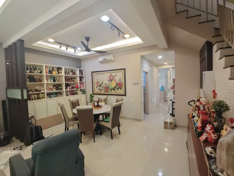 2-storey Terraced House for Sale in Kemuning Utama (Shah Alam) - Peter Pen - Dining Room - PropertyGuru.com.my