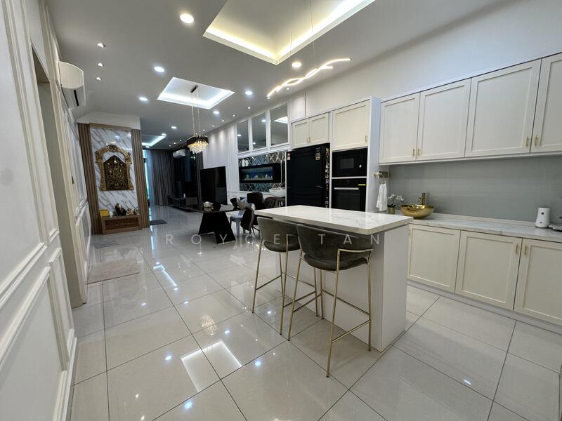 Rumah Teres 3 Tingkat untuk Dijual di Bandar Nusaputra (Puchong) - Royce Tan - PropertyGuru.com.my