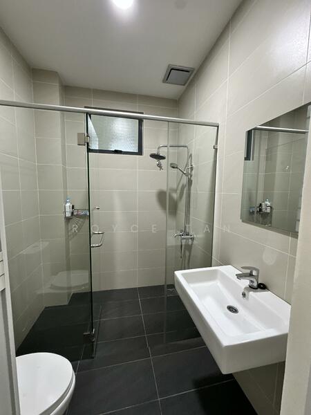 Rumah Teres 3 Tingkat untuk Dijual di Bandar Nusaputra (Puchong) - Royce Tan - PropertyGuru.com.my