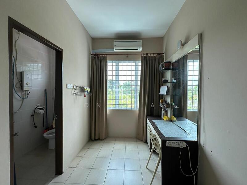 2-storey Terraced House for Sale in Kuching (Sarawak) - Bong Xian - Bathroom - PropertyGuru.com.my