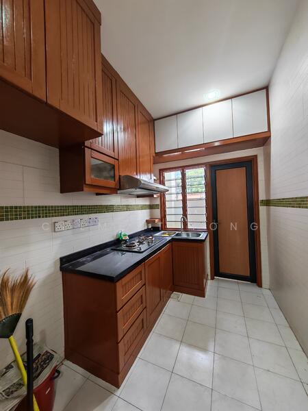 Untuk Disewa - Alpine Village