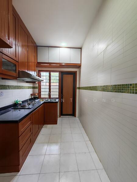 Untuk Disewa - Alpine Village