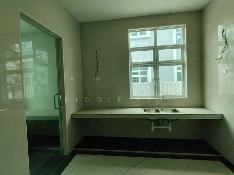 Rumah Banglo untuk Dijual di Klebang (Melaka) - Nicole Yeo - Kitchen - PropertyGuru.com.my