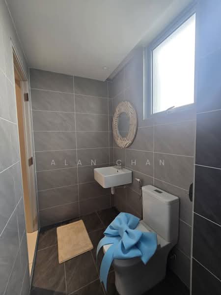 2-storey Terraced House for Sale in D'Island (Puchong) - Alan Chan - Bathroom - PropertyGuru.com.my