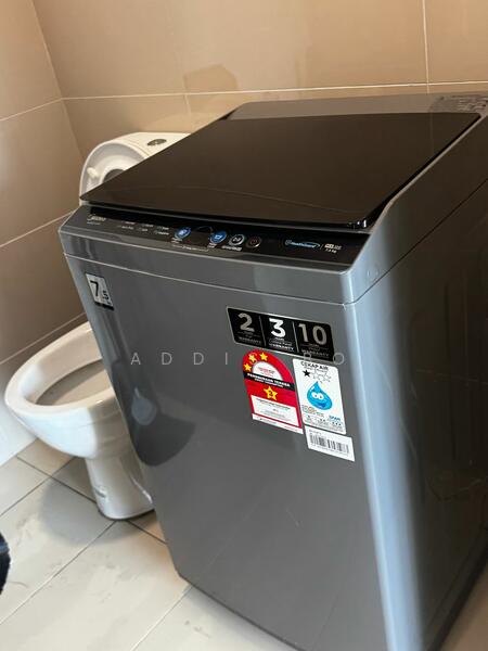 Untuk Disewa - Montena