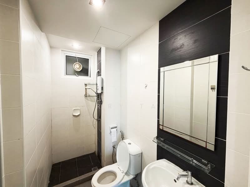 Summer Place untuk Untuk Disewa - RM 2,300 /bulan, Apr 2026 - Bathroom - PropertyGuru.com.my