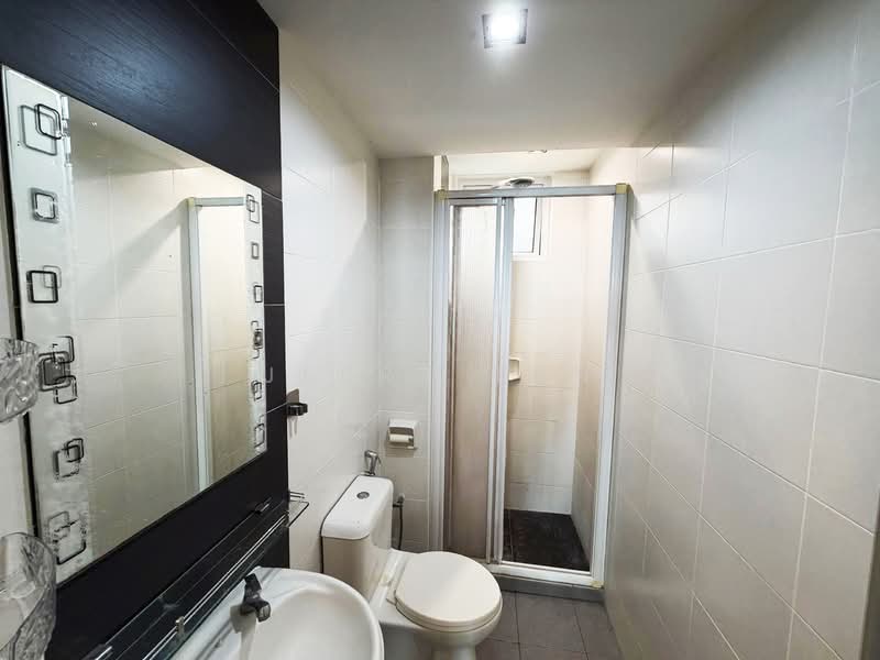 Summer Place untuk Untuk Disewa - RM 2,300 /bulan, Apr 2026 - Bathroom - PropertyGuru.com.my