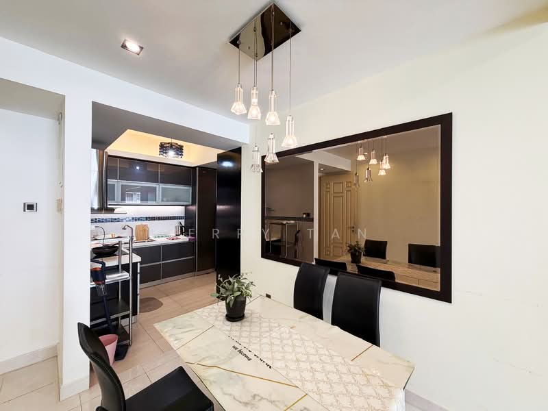 Summer Place untuk Untuk Disewa - RM 2,300 /bulan, Apr 2026 - Kitchen - PropertyGuru.com.my