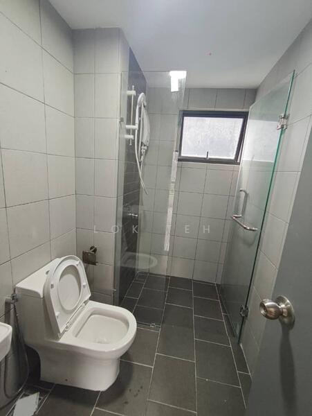 E'Island Lake Haven @ Puchong untuk Untuk Disewa - RM 1,700 /bulan, Mac 2026 - Bathroom - PropertyGuru.com.my