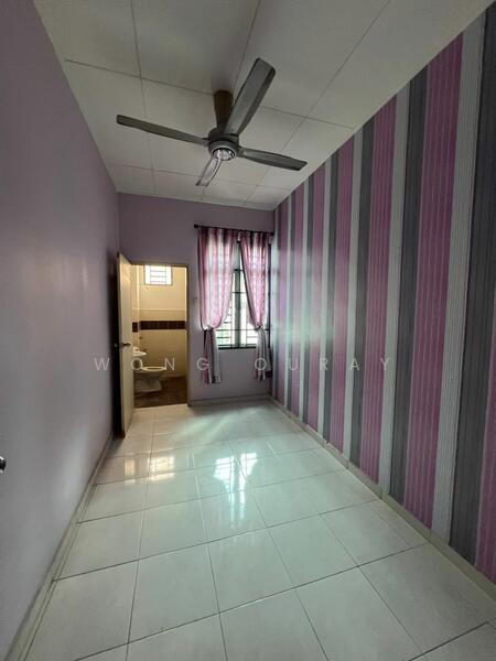 2-storey Terraced House for Sale in Bandar Jaya Putra (Johor Bahru) - Wong Ouray - Bedroom - PropertyGuru.com.my