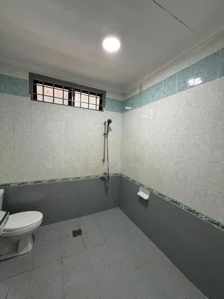 Rumah Teres 2 Tingkat untuk Dijual di Taman Mount Austin (Tebrau) - Marcus Tey - Bathroom - PropertyGuru.com.my