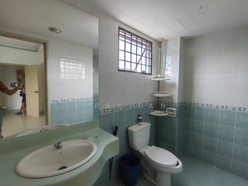 Condominium for Sale at Idaman Puteri - Libby Tan - Bathroom - PropertyGuru.com.my