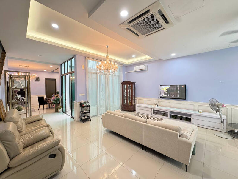 2-storey Terraced House for Sale in Denai Alam (Shah Alam) - Zaidi Idris - Living Room - PropertyGuru.com.my