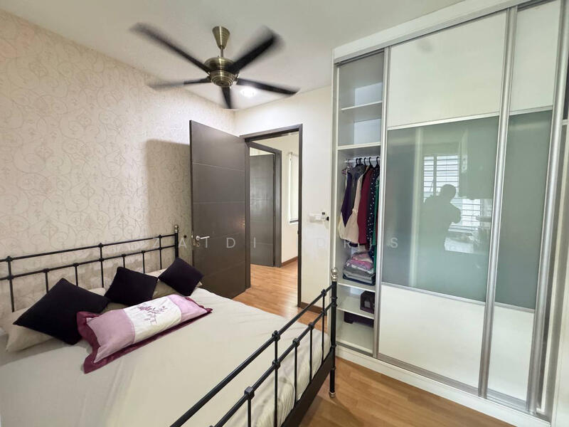 2-storey Terraced House for Sale in Denai Alam (Shah Alam) - Zaidi Idris - Bedroom - PropertyGuru.com.my