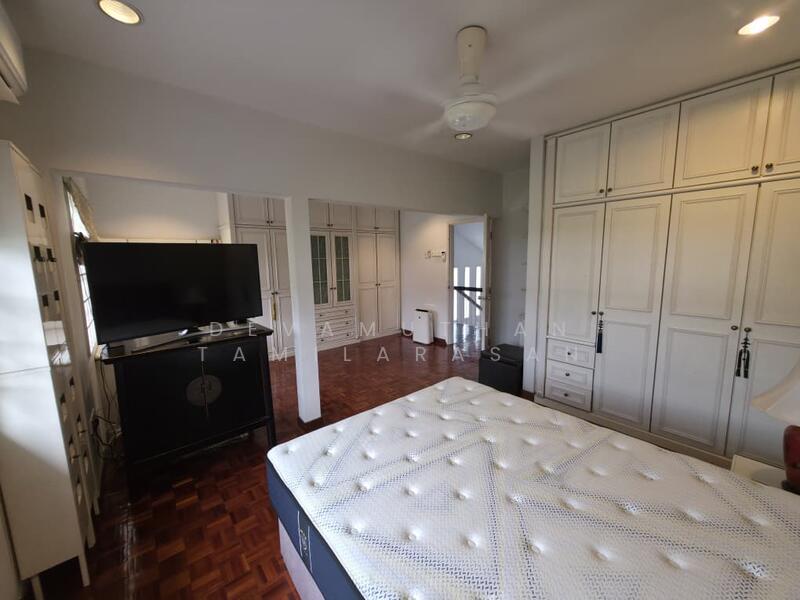 Rumah Banglo untuk Dijual di Kampung Tunku (Petaling Jaya) - Devamuthan Tamilarasan - Bedroom - PropertyGuru.com.my