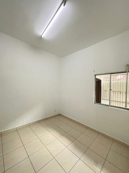 2-storey Terraced House for Sale in Klang (Selangor) - Jason Lim - Bedroom - PropertyGuru.com.my
