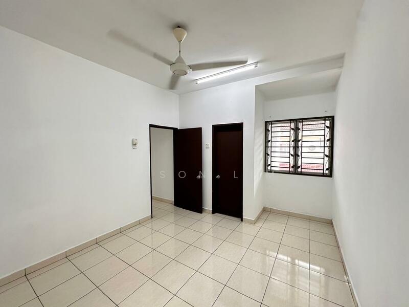 2-storey Terraced House for Sale in Klang (Selangor) - Jason Lim - Bedroom - PropertyGuru.com.my
