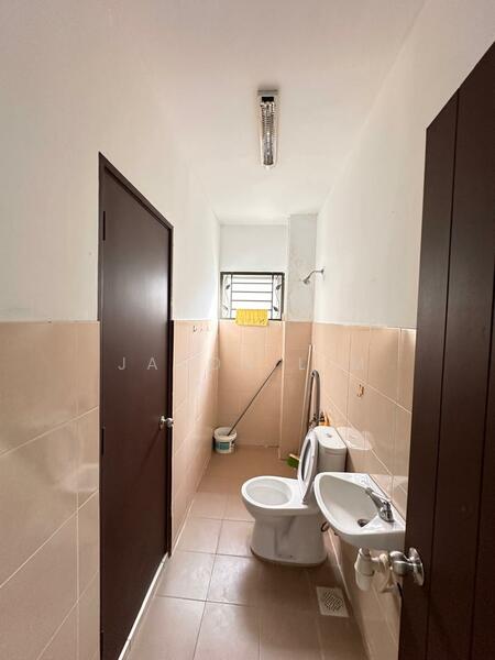2-storey Terraced House for Sale in Klang (Selangor) - Jason Lim - Bathroom - PropertyGuru.com.my