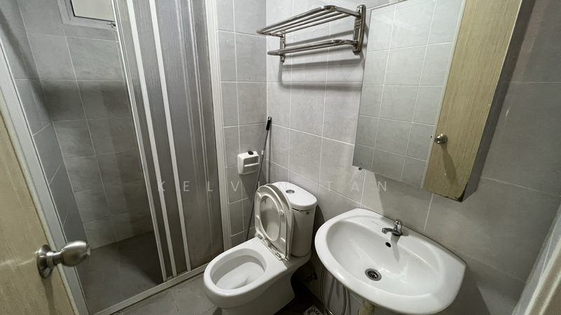 Condominium for Rent at i-Santorini - Kelvin Tan - Bathroom - PropertyGuru.com.my