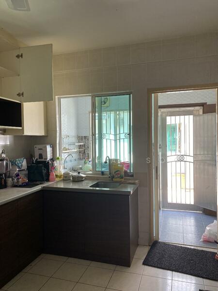 2-storey Terraced House for Rent in Taman Megah Kepong (Kepong) - Yau Thai Soo - Kitchen - PropertyGuru.com.my