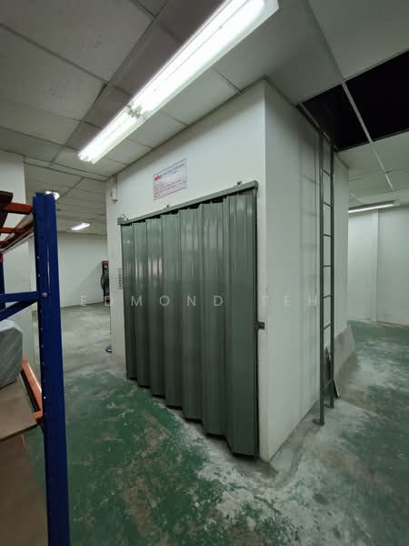 4-STY Shop With Cargo Lift At Shamelin Perkasa untuk Untuk Dijual - RM 1,880,000, Mac 2026 - Interior - PropertyGuru.com.my