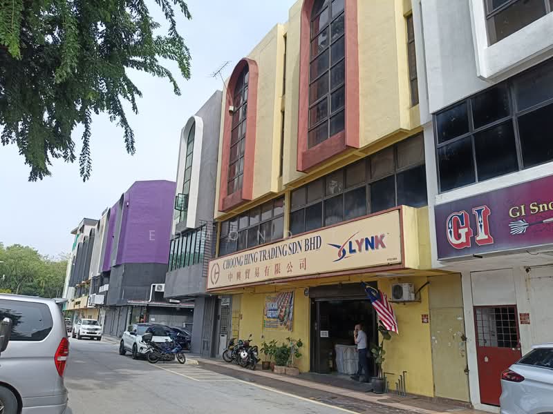 4-STY Shop With Cargo Lift At Shamelin Perkasa untuk Untuk Dijual - RM 1,880,000, Mac 2026 - Exterior - PropertyGuru.com.my