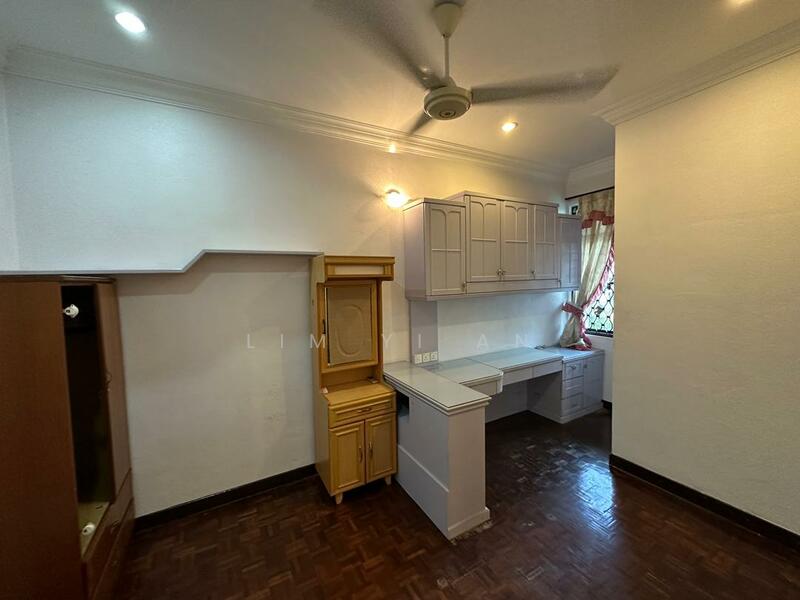 2-storey Terraced House for Sale in Sungai Nibong (Bayan Lepas) - Lim Yi An - Study - PropertyGuru.com.my