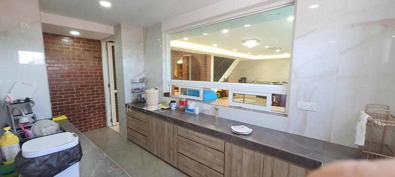 Untuk Disewa - Puchong Furnished Office with LIFT (Next To MRT / LRT Station)