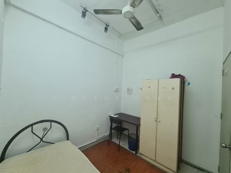 Rumah Teres 2 Tingkat untuk Disewa di Taman Connaught (Cheras) - Vincent Chan - Male Single Room RM450 - PropertyGuru.com.my