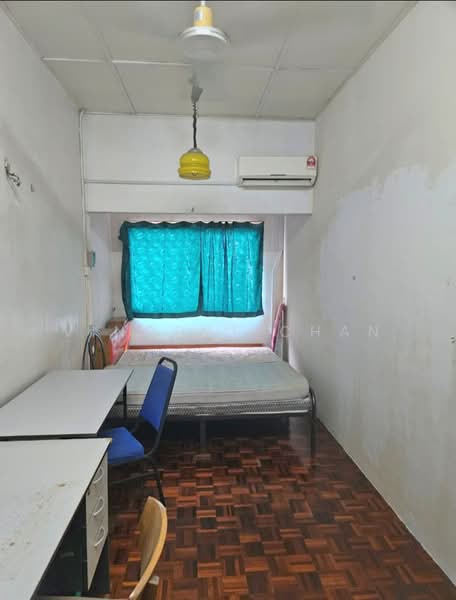 Rumah Teres 2-Tingkat untuk Disewa di Taman Connaught (Cheras) - Vincent Chan - Female Twin Room RM550 - PropertyGuru.com.my
