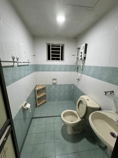 Condominium for Rent at Cengal Condominium - Iris Lee - Bathroom - PropertyGuru.com.my