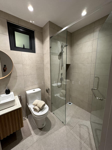 Service Residence for Sale at Serviced Residence @ Sunway D'hill Residences - Julie Lee - Bathroom - PropertyGuru.com.my