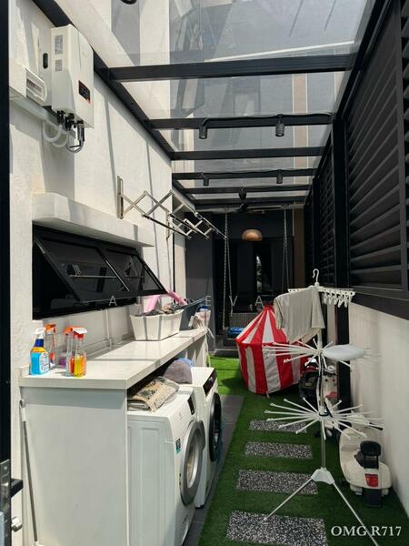 Semi-Detached House for Sale in Setia Alam (Selangor) - AJ Devan - Balcony - PropertyGuru.com.my