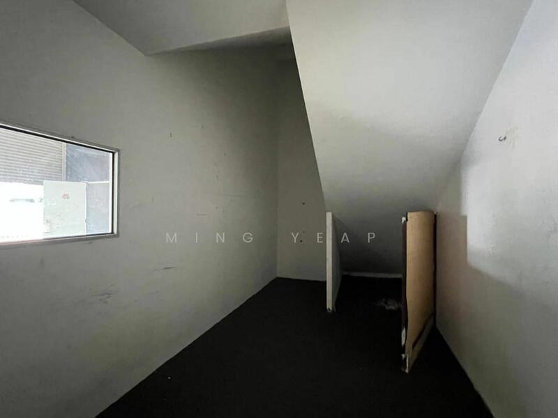 For Rent - Corner 2-Storey Terrace Factory for Rent | Industrial Putri Kulai