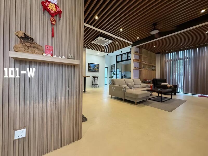 Semi-Detached House for Sale in Setia Alam (Selangor) - AJ Devan - Living Room - PropertyGuru.com.my