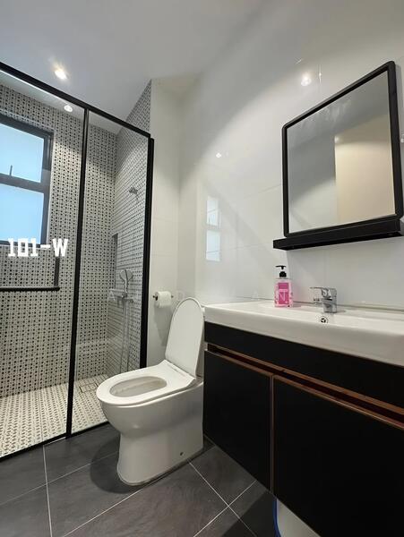 Semi-Detached House for Sale in Setia Alam (Selangor) - AJ Devan - Bathroom - PropertyGuru.com.my