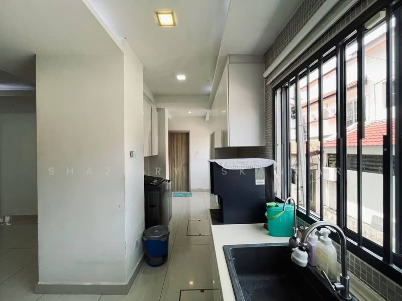 3-storey Terraced House for Sale in Bandar Baru Sungai Long (Kajang) - Shaziery Iskandar - Kitchen - PropertyGuru.com.my