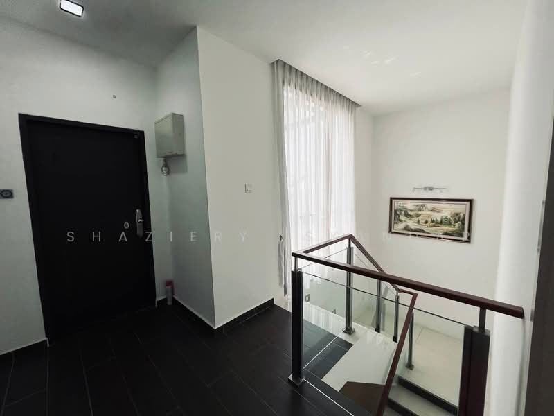 3-storey Terraced House for Sale in Bandar Baru Sungai Long (Kajang) - Shaziery Iskandar - PropertyGuru.com.my