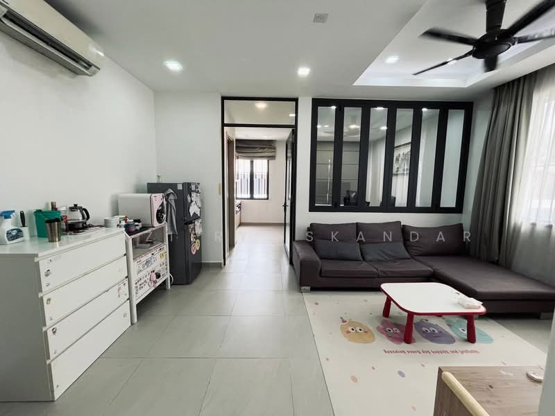 3-storey Terraced House for Sale in Bandar Baru Sungai Long (Kajang) - Shaziery Iskandar - PropertyGuru.com.my