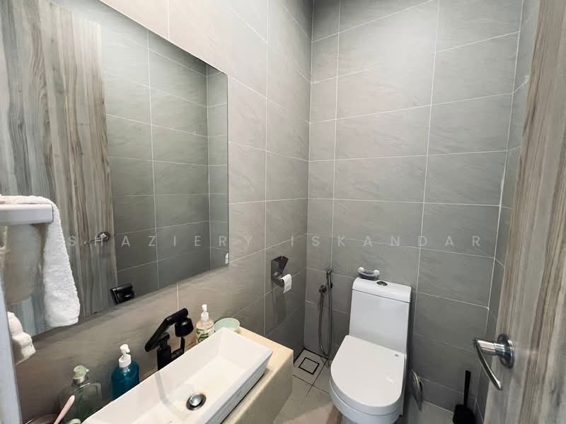 3-storey Terraced House for Sale in Bandar Baru Sungai Long (Kajang) - Shaziery Iskandar - PropertyGuru.com.my