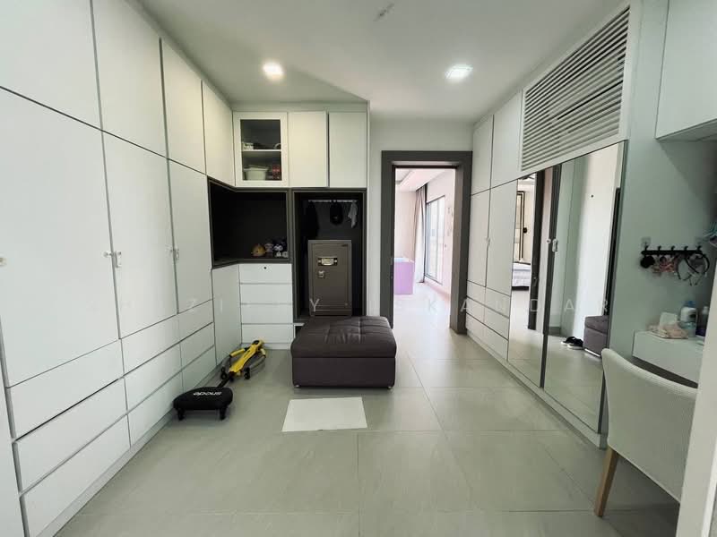 3-storey Terraced House for Sale in Bandar Baru Sungai Long (Kajang) - Shaziery Iskandar - PropertyGuru.com.my
