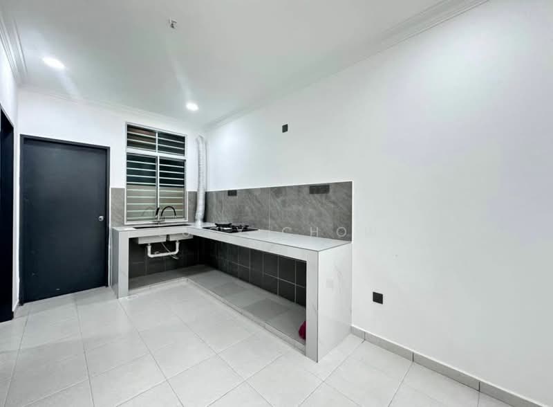 Taman Scientex Rawang untuk Untuk Disewa - RM 1,800 /bulan, Mac 2026 - Kitchen - PropertyGuru.com.my