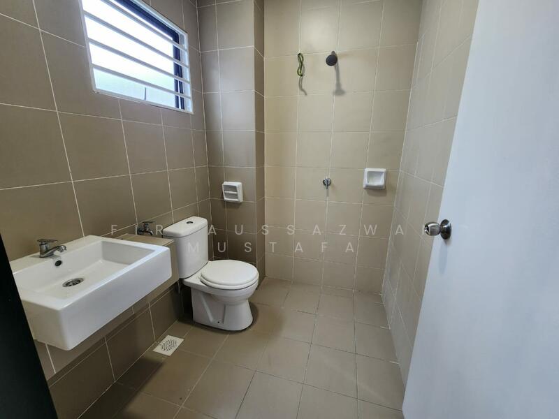 2-storey Terraced House for Sale in Rawang (Selangor) - Firdaussazwan Mustafa - Bathroom - PropertyGuru.com.my