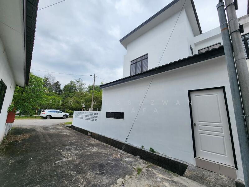 2-storey Terraced House for Sale in Rawang (Selangor) - Firdaussazwan Mustafa - Exterior - PropertyGuru.com.my