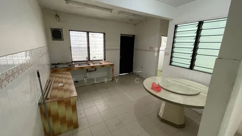 Rumah Teres 1 Tingkat untuk Dijual di Taman Sri Cheras (Cheras) - Lesley Chik - Kitchen - PropertyGuru.com.my