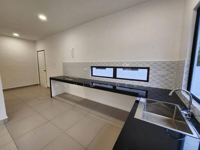2-storey Terraced House for Sale in Rawang (Selangor) - Ibrahim Iderus - Kitchen - PropertyGuru.com.my