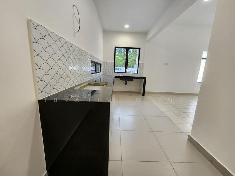 2-storey Terraced House for Sale in Rawang (Selangor) - Ibrahim Iderus - Kitchen - PropertyGuru.com.my